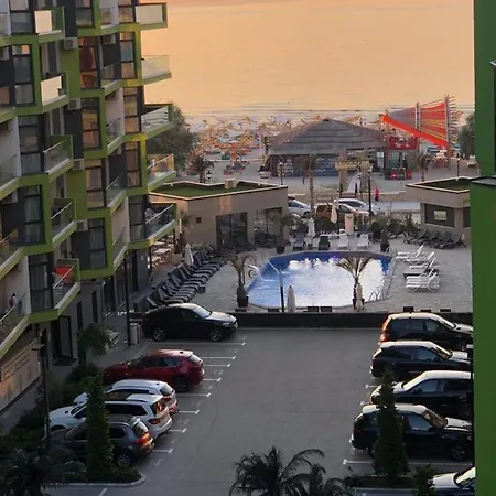 New Apart On The Beach